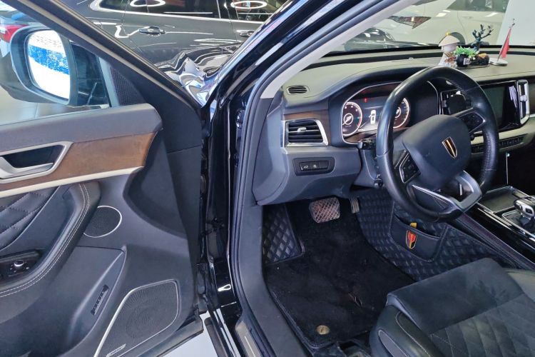 红旗HS7 2021款 2.0T DCT两驱智联旗畅版中控内饰20