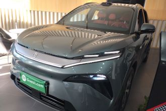 比亚迪 唐L 2025款 EV 670KM激光雷达尊享型