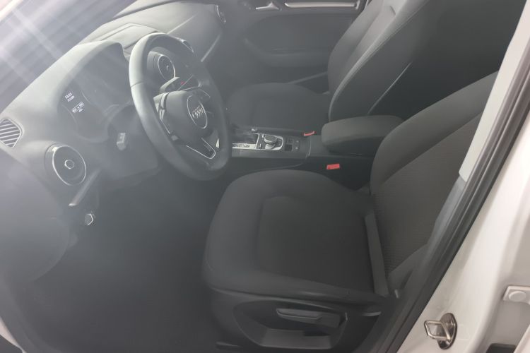 奥迪A3 2019款 Sportback 35 TFSI 进取型 国VI局部细节19