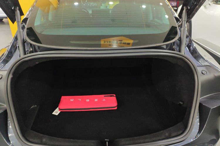 特斯拉 Model 3 2023款 后轮驱动版机舱底盘23