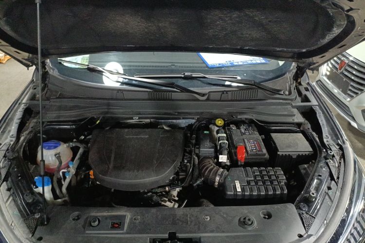 捷途X90 PLUS 2024款 1.6TD DCT别墅 5座机舱底盘24