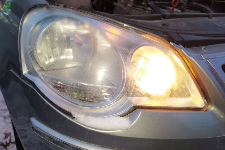 大众 Polo 2009款 劲取 1.6L 手动雅致版车身外观8