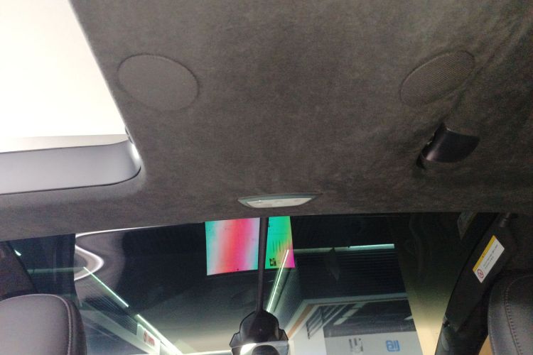 特斯拉 Model X 2023款 双电机全轮驱动版局部细节22