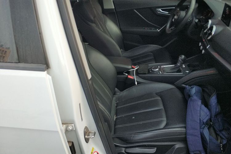 奥迪Q2L 2022款 35 TFSI 进取致雅型局部细节41