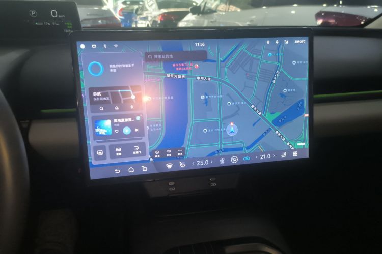 丰田bZ5 2025款 550 PRO中控内饰16