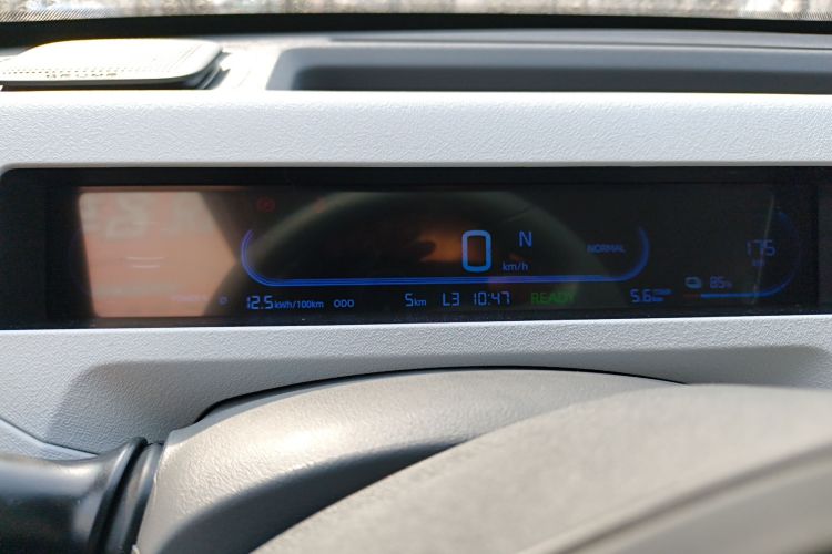 吉利银河 2024款 熊猫mini 200km 耐力熊中控内饰14