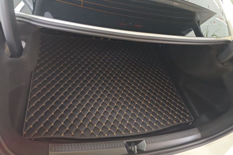 奔驰A级 2023款 A 200 L 时尚型机舱底盘23