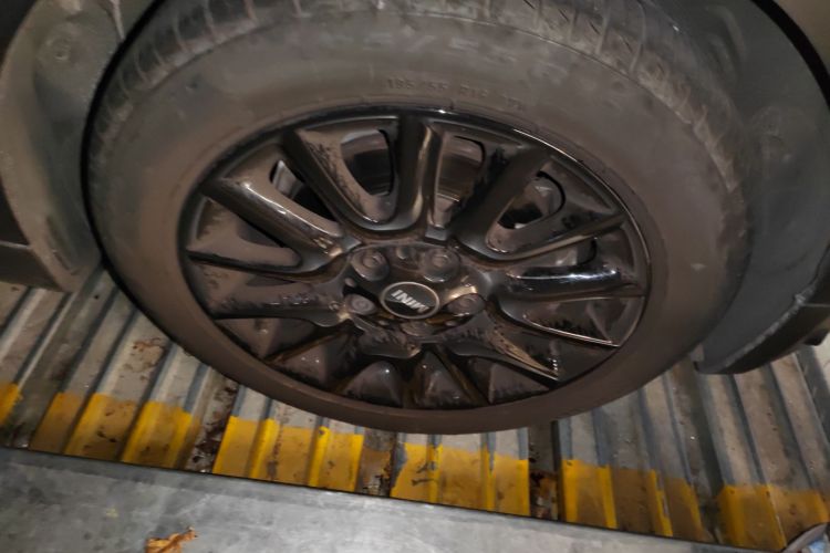 MINI 2019款 1.5T COOPER 经典派 五门版车身外观6007