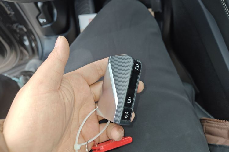 领克01 2023款 1.5TD EM-F PM中控内饰11