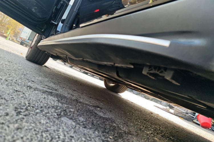 奔驰M级 2014款 ML 400 4MATIC豪华型局部细节9002