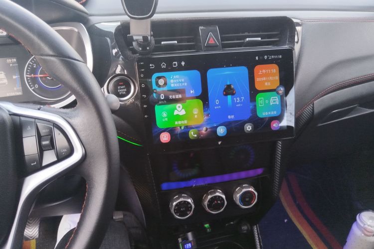 中华V3 2015款 1.5L 手动智能型中控内饰16