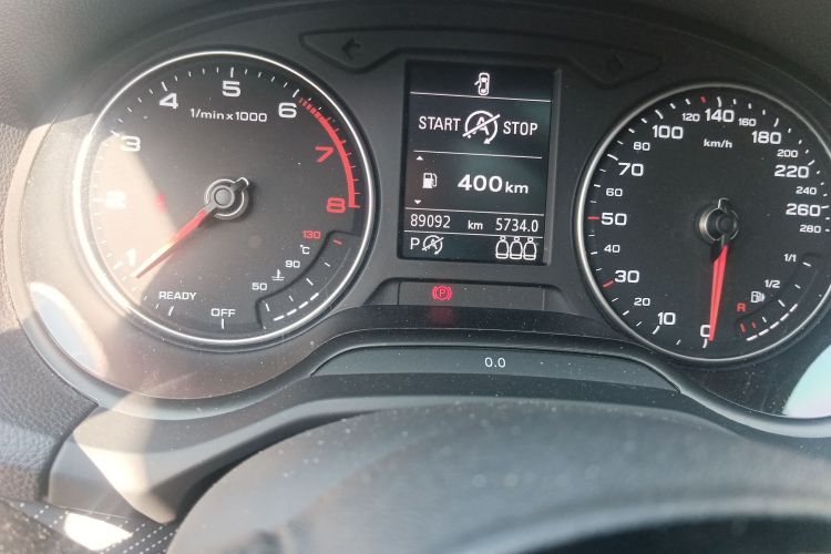 奥迪Q2L 2020款 35 TFSI 时尚动感型中控内饰15