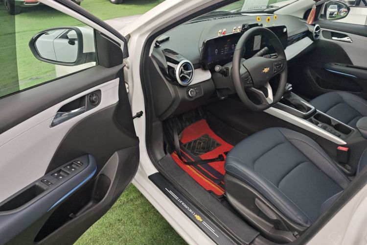 雪佛兰 科鲁泽 2024款 1.5L 双离合悦享版中控内饰20