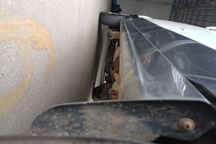 金杯 金海狮M经典 2022款 1.5L 旅行狮客车 6座局部细节9001