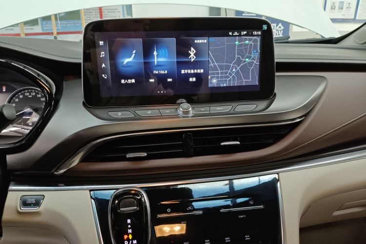 别克GL8 2020款 陆上公务舱 652T 豪华型局部细节16