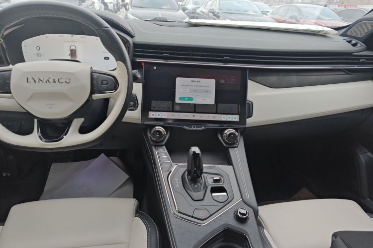 领克01 2023款 1.5TD EM-F 晨曦中控内饰16