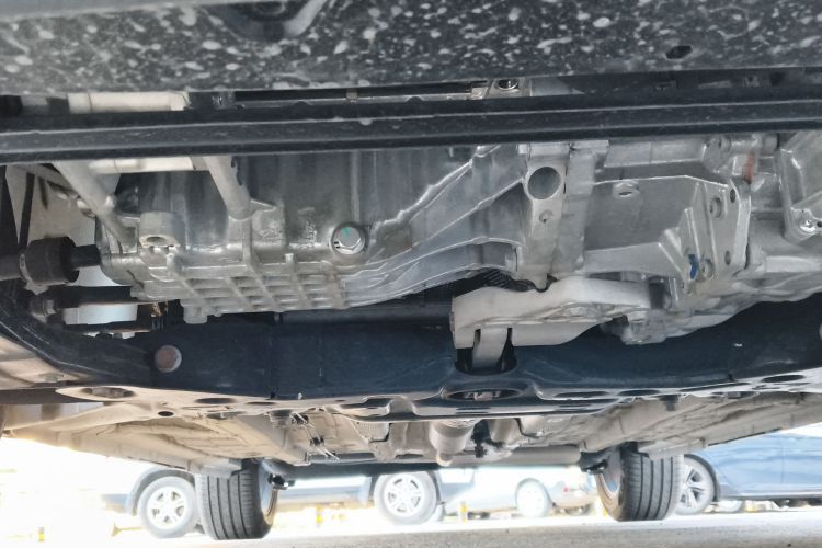 广汽传祺 传祺GS3 2023款 影速 270T 劲智版局部细节9008