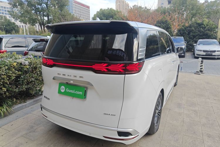 腾势D9 2022款 DM-i 970 四驱旗舰型车身外观6005