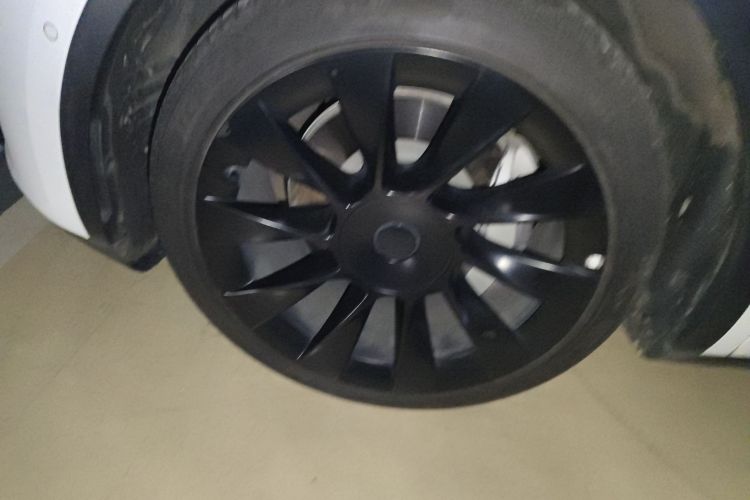 特斯拉 Model Y 2021款 长续航全轮驱动版车身外观6007