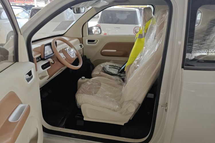 五菱汽车 宏光MINIEV 2024款 第三代 215km 青春版中控内饰20