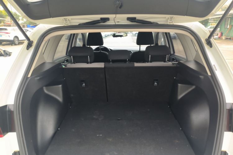 捷达VS5 2023款 280TSI 手动进取型机舱底盘23