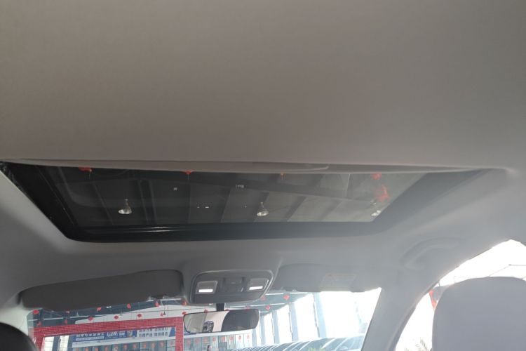 吉利几何C 2020款 优选续航版 400KM C+ Pro中控内饰22