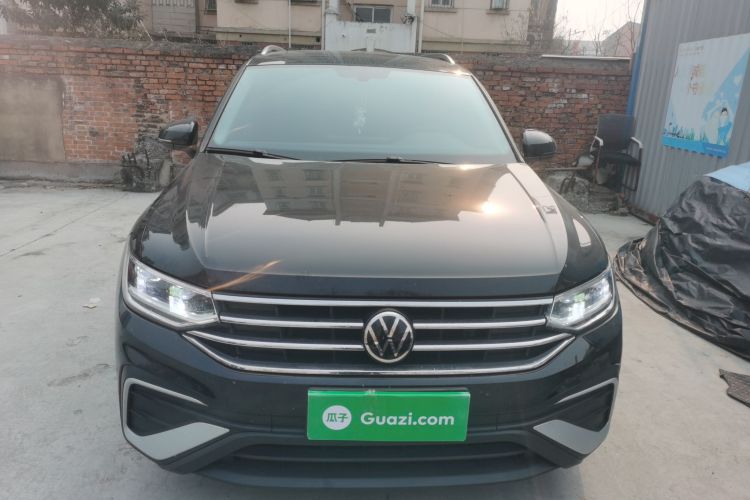 大众 途观L 2024款 330TSI 自动两驱智享版车身外观2