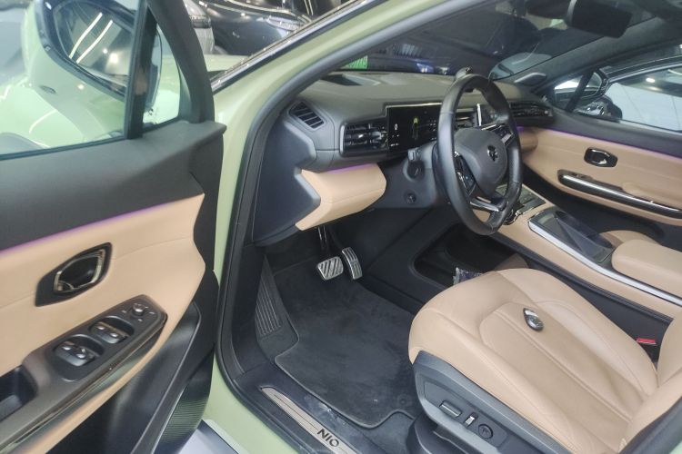 蔚来ES6 2019款 420KM 运动版中控内饰7003