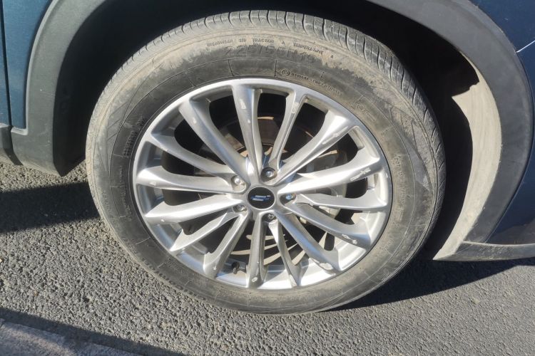 长安欧尚X7 PLUS 2022款 1.5T 手动尊享型车身外观6007