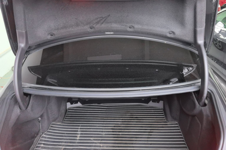 奔腾B70 2014款 2.0L 自动豪华型机舱底盘23