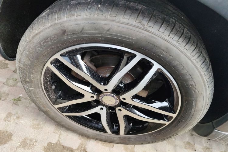 奔驰GLA 2016款 GLA 200 时尚型车身外观6008