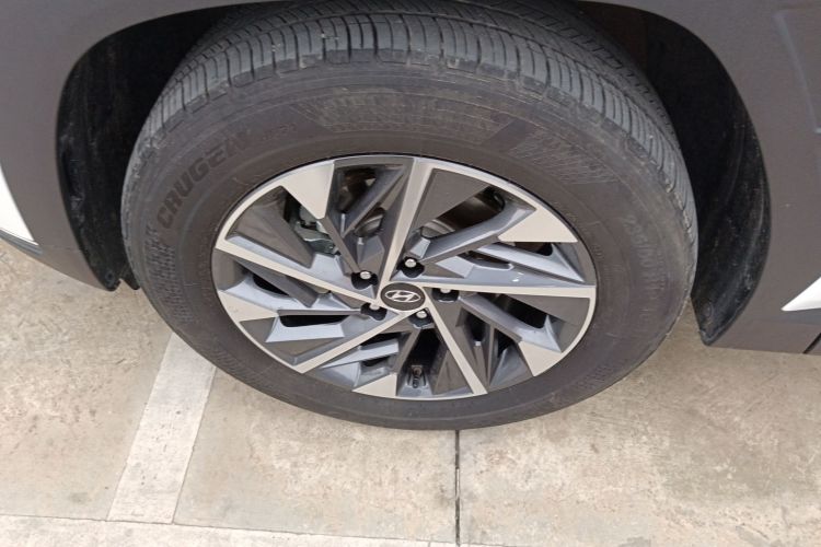 现代 2023款 途胜L 1.5T 自动两驱GLX精英版车身外观6003