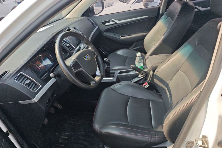 吉利汽车 远景 2017款 1.5L 手动幸福版中控内饰19