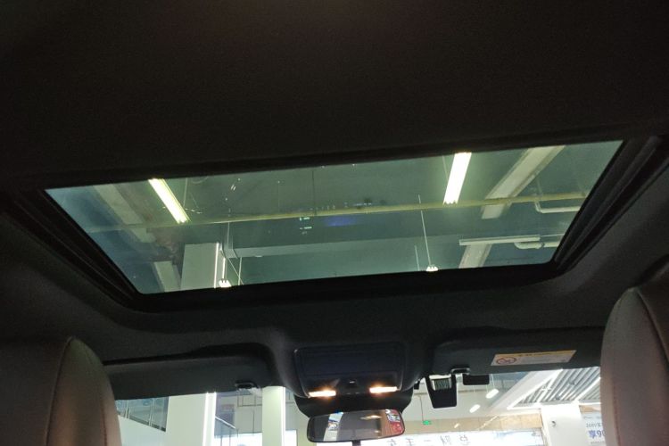 福特 蒙迪欧 2023款 EcoBoost 180 舒雅型中控内饰22