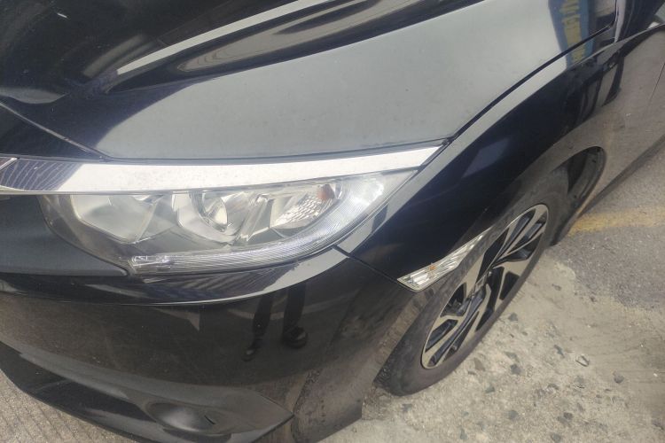 本田 思域 2016款 220TURBO CVT豪华版局部细节36