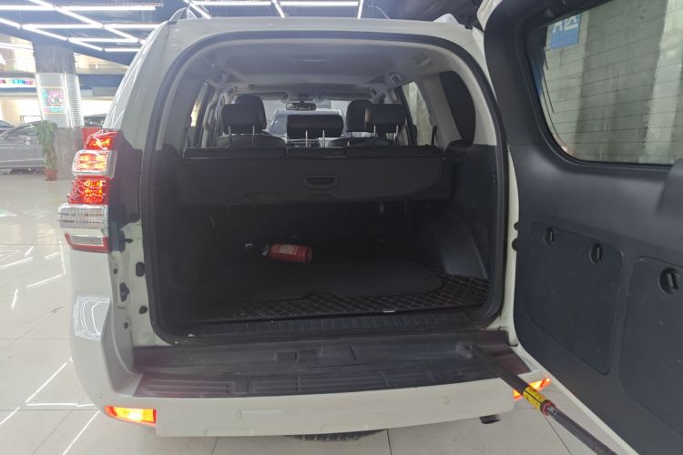 丰田 普拉多 2015款 2.7L 自动标准版机舱底盘23