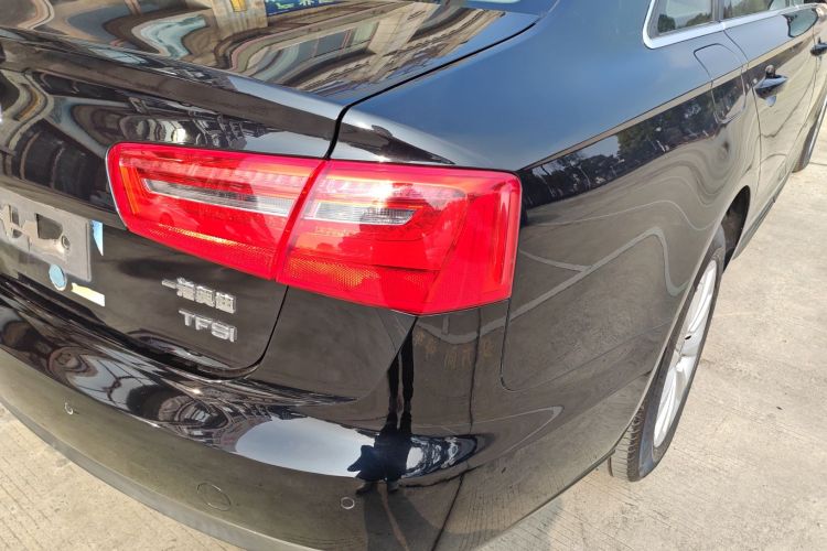 奥迪A6L 2015款 TFSI 百万纪念智领型车身外观9