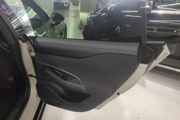 小米汽车 小米SU7 2024款 后驱长续航智驾版中控内饰45