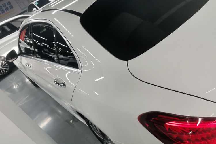 奔驰C级 2020款 改款 C 200 L 时尚型运动版车身外观4