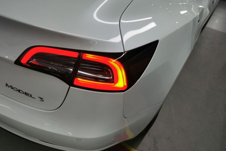 特斯拉 Model 3 2020款 改款 标准续航后驱升级版车身外观9