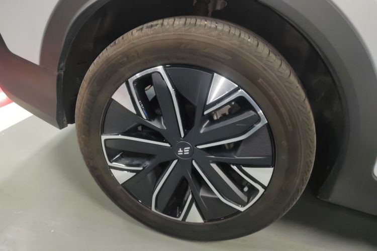 捷途山海L7 2024款 1.5T 120km ULTRA 7座车身外观6008