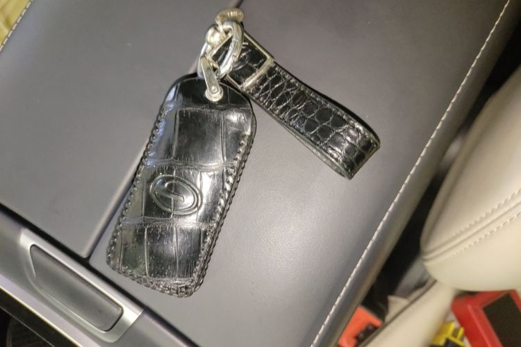 广汽传祺 传祺M8 2023款 大师系列 390T 四座御尊版中控内饰11