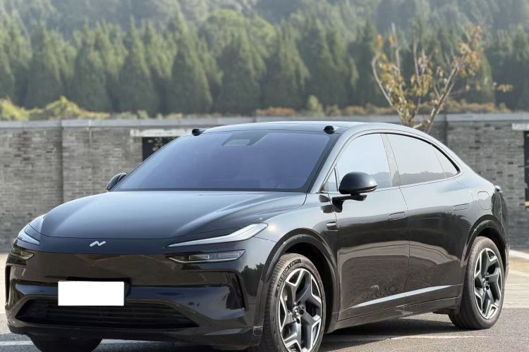 乐道L60 2024款 60kWh 四驱版车身外观1