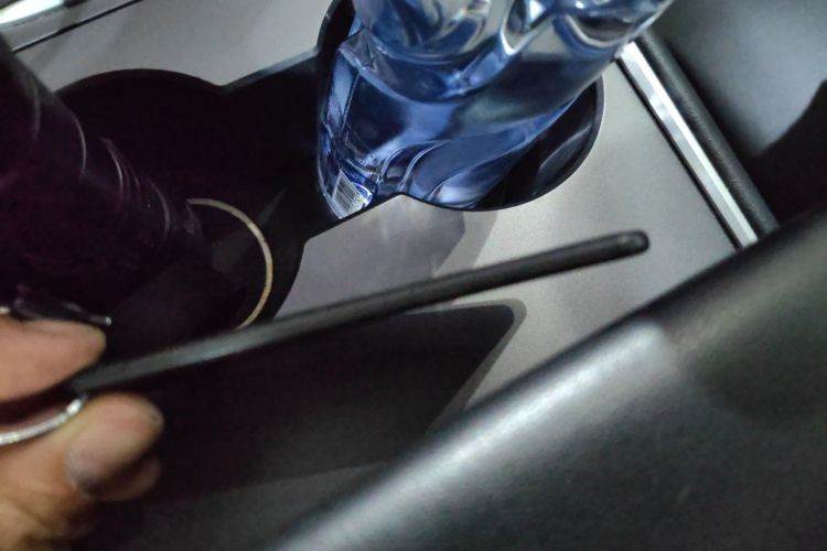 特斯拉 Model Y 2021款 标准续航后驱版中控内饰7001