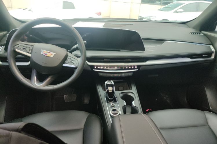 凯迪拉克XT4 2024款 28T 两驱豪华型中控内饰7002