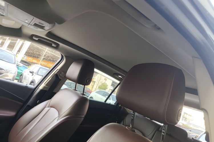 别克 昂科威 2014款 28T 四驱精英型中控内饰22