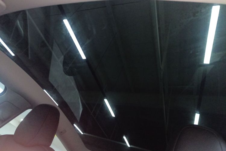 特斯拉 Model Y 2022款 Performance高性能全轮驱动版局部细节22