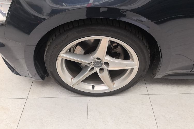 奥迪A5 2017款 Coupe 40 TFSI 时尚型车身外观6002