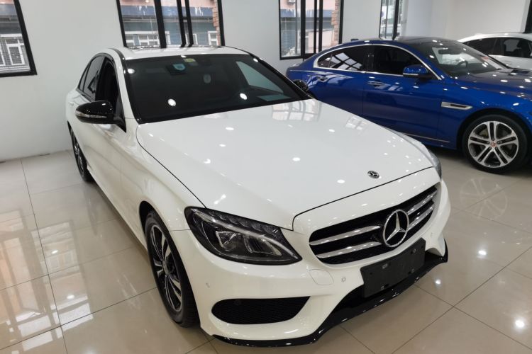 奔驰C级 2017款 改款 C 200 运动版车身外观6002