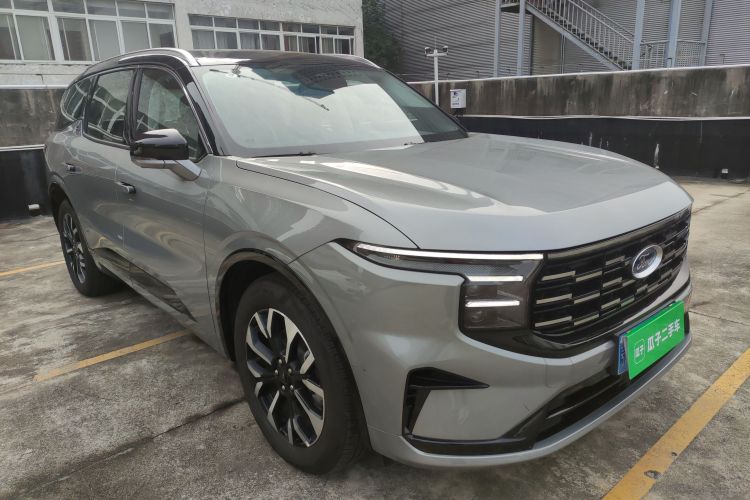 福特 2025款 锐界L 2.0T EcoBoost E混动四驱七座至尊型车身外观3